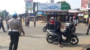 Polsek Parung Gelar Ops Yustisi Secara Stasioner, Jaring Para Pelanggar Protokol Kesehatan