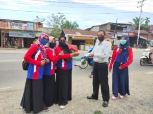 FKPLKB Inhu Peduli, Bagikan Ribuan Masker Gratis Kepada Masyarakat