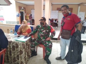 Bantuan BST Desa Ciledug Kecamatan Setu Hanya di Dampingi Istri Kades