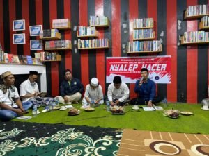 Penerbit Licensi Bondowoso bersama Library Cafe Mengadakan Bedah Buku di Hari Santri Nasional