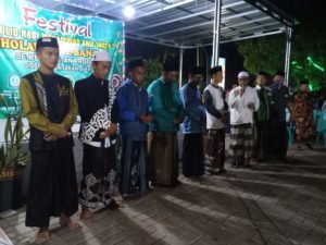 Enam Kontestan Tampil Diacara Puncak Festival Sholawat Al – Banjari Sekecamatan Proppo Pamekasan