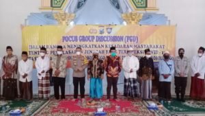 Kapolres Probolinggo Berikan Puluhan Al Qur’an ke Pondok Pesantren Darut Tauhid Al Qur’aniyah