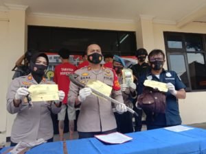 Mengaku Hasil Ngamen Tidak Cukup,Tiga Pelaku Begal Diamankan Polisi