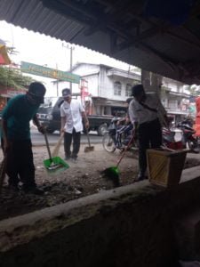 Rabu Bersih di Pasar Daerah Kalibaru Libatkan Para Pedagang dan Paguyupan