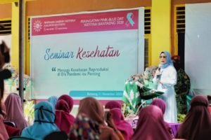Peduli Kaum Perempuan, Ketua TP. PKK Hadiri Peringatan Pink Blue Day