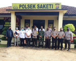 Kunjungan Kerja Kapolres Pandeglang Persiapan Pilkada 2020 di Polsek Saketi
