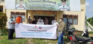 PT. CPI Rumbai dan Polresta Pekanbaru Bari Bantuan Kepada Masyarkat yang Terdampak Banjir