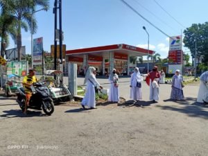 Ikatan Guru Raudlatul Athfal Termotivasi dari CCF, Hingga Ikuti Bagikan Masker Gratis