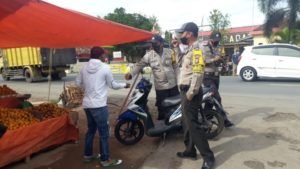 Demi Memutus Mata Rantai Covid-19, Kapolsek Baradatu Gelar Operasi Pelanggar Protokol Kesehatan