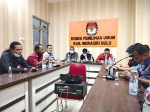 KPU Indragiri Hulu Temu Ramah dengan Jurnalis