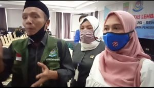 Kades Mekarsari Kecamatan Tambun Selatan Diduga Lecehkan Profesi Jurnalis Kabupaten Bekasi