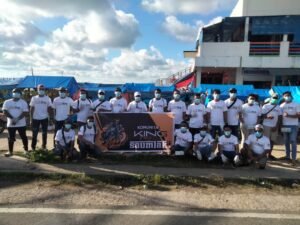 Komunitas Motor RX King Saumlaki Bagi-bagi Ratusan Masker Demi Berantas Virus Covid-19