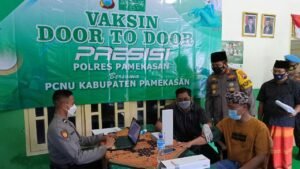 Polres Pamekasan Gandeng PCNU Laksanakan Gerai Vaksin Presisi Door to Door