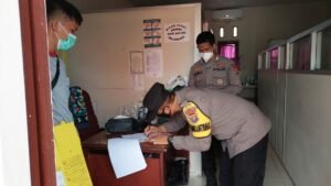 Polres Tanggamus Distribusikan 2.900 Dosis Vaksin Merdeka