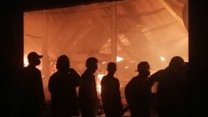 Pabrik KSI Grujugan Dilalap Sijago Merah Hingga Kerugian Sekitar 2,5 M