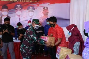 Dandim 0822 Hadiri Vaksinasi Merdeka Bagi Penyandang Disabilitas di Polres Bondowoso