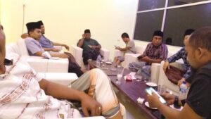 Sekelompok Pimpinan dan Pelaku Seni, Datangi Salah Satu Pemerhati Seni di Sampang