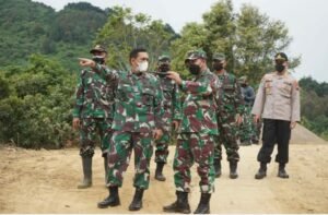 Kunjungan Kerja Danrem 071/WK ke Lokasi TMMD Reguler Ke-112 Tahun 2021