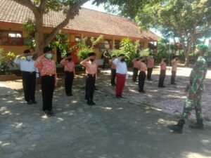 Bintara OTSUS Kodim 0822 Bondowoso Latih PBB di SDN Tenggarang