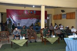 Serbuan Vaksinasi Ponpes, Forpimda Bondowoso Vidcon bersama Panglima TNI dan Kapolri serta Gubernur Jatim