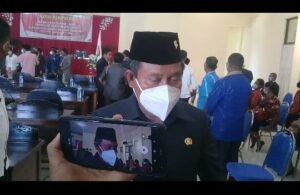 Pelantikan PAW Anggota DPRD Lukas Bili Lede Menggantikan Alm. Sprianus Nono