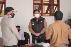 PTM Pertama Berlangsung di Dairi, Bupati Eddy Lakukan Peninjauan Langsung