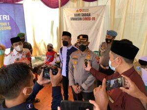 Vaksinasi Santri, Kapolres Probolinggo: Kami Targetkan Semua Santri Tervaksin