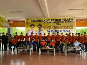 Lepas Atlet Kuansing Bela Riau di PON XX Papua 2021, Bupati Andi Putra Janjikan Bonus