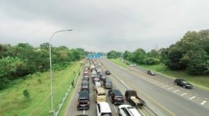 Pemberlakuan One Way, Ribuan Kendaraan Menuju Puncak Bogor Terjebak Kemacetan