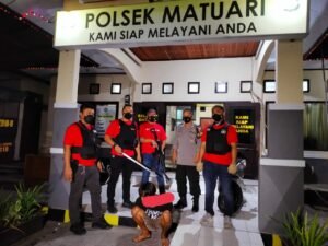 Team Tarsius Presisi Amankan Pelaku Keributan dengan Menggunakan Samurai
