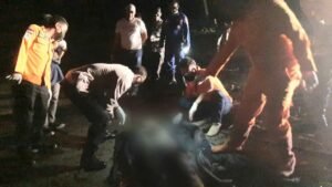 Inafis Polres Tanggamus dan Polsek Pematang Sawa Identifikasi Temuan Mayat di Pantai Guring