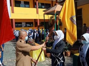 Usai Dikukuhkan Sebagai Ketua OSIS, Fauziah Aliya Rivai Siap Mengemban Amanah dengan Sebaik-baiknya