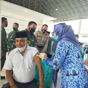 Bupati Taliabu Menghimbau Pelaku Perjalanan Harus Miliki Sertifikat Vaksin Minimal Dosis Pertama