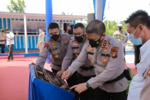 Resmikan Layanan Drive Thru di Polres Rohil, Kapolda Riau Ajak Rohil Berlari Kencang