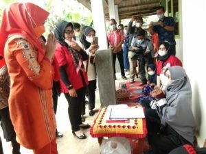 Bupati Tanggamus Hadiri Penyarahan Bantuan Kepada Penyandang Disabilitas