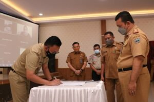 Bupati Bantaeng Kukuhkan Pengurus Forum Koordukcapil