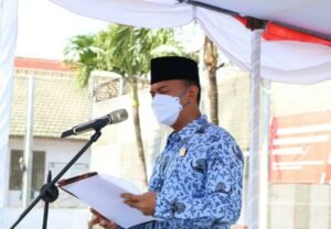 Sebagai Inspektur Upacara, Kalapas Banyuwangi Bacakan Amanat dari Mentri Sosial RI