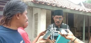 H. Tohir Warga Sampang Bakal Gugat PTUN, Ini Alasannya