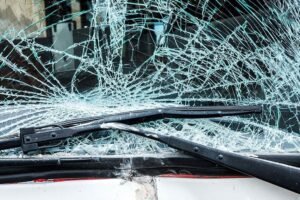 Penumpang Taksi Online di Batam, Diserang Sejumlah Pria Bermotor