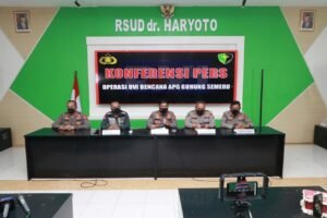 Tim DVI Mabes Polri Kembali Identifikasi 7 Jenazah Korban Semeru