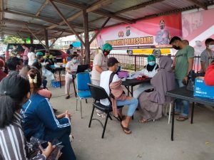 Melalui Gerai Vaksinasi Presisi, Polres Dairi Sediakan  Berbagai Macam Hadiah Menarik