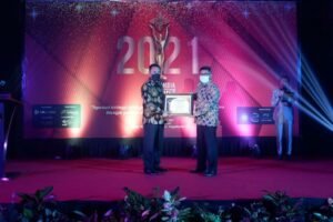 Pemkab Bantaeng Boyong Dua Penghargaan di Ajang Indonesia Golden Achievement Awards 2021