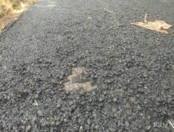 Baru Saja Dikerjakan, Proyek Pemeliharaan Jalan di Dusun Karangdoro Perlu Ada Koreksi Pihak Dinas