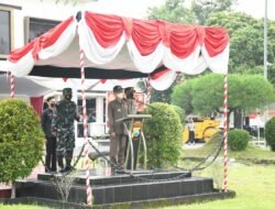 Dandim 0822 Hadiri Apel Gelar Pasukan Operasi Lilin Bondowoso 2021