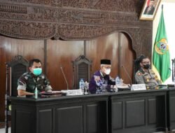 Dandim 0822 Hadiri Rakor Percepatan Vaksin dan Pencegahan Varian Baru Omicron