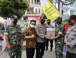 Kapolres Dairi Bersama Forkopimda Dairi Cek Pos Pengamanan dan Pelayanan Sambil Bawa Bingkisan Tahun Baru 2022