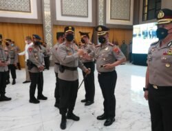 Kapolda Jatim Pimpin Upacara Kenaikan Pangkat 4008 Personel Polda Jatim