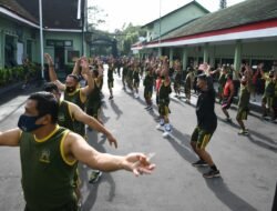 Jaga Kebugaran Tubuh Selama Pandemi, Kodim 0822 Bondowoso Laksanakan Senam dan Lari Pagi