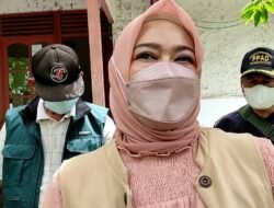 Istri Bupati Pangandaran Berkunjung Langsung ke Kediaman Disabilitas Laela Agustin di desa Karangmulya