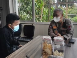 Mujur..!! Seorang Cleaning Service Ditawari Menjadi Polisi, Ternyata Hafidz Al-Qur’an